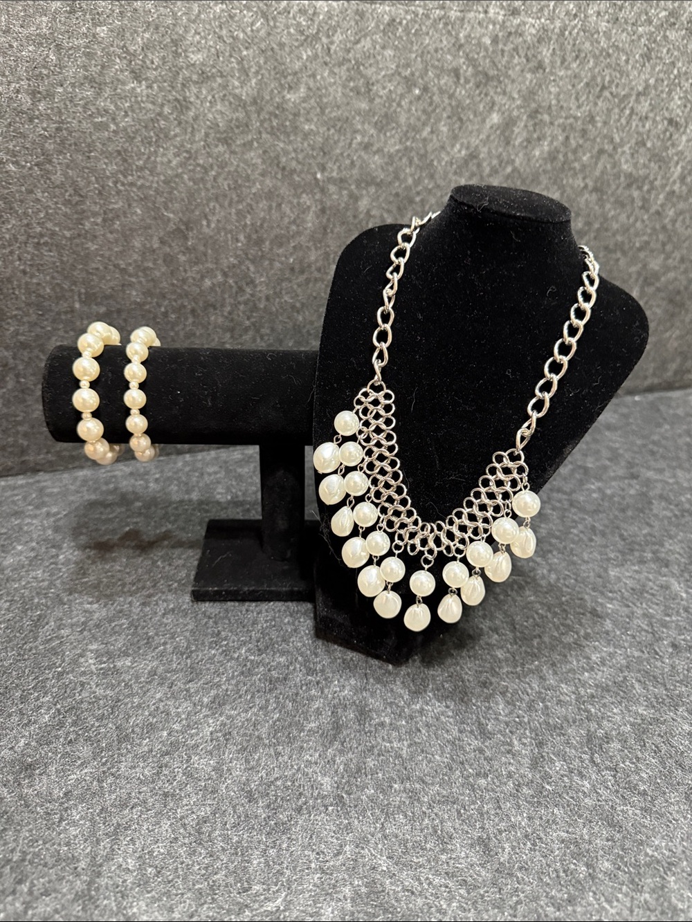 Pearl Drop Statement Necklace and Bracelet Set - Cream Faux Pearls